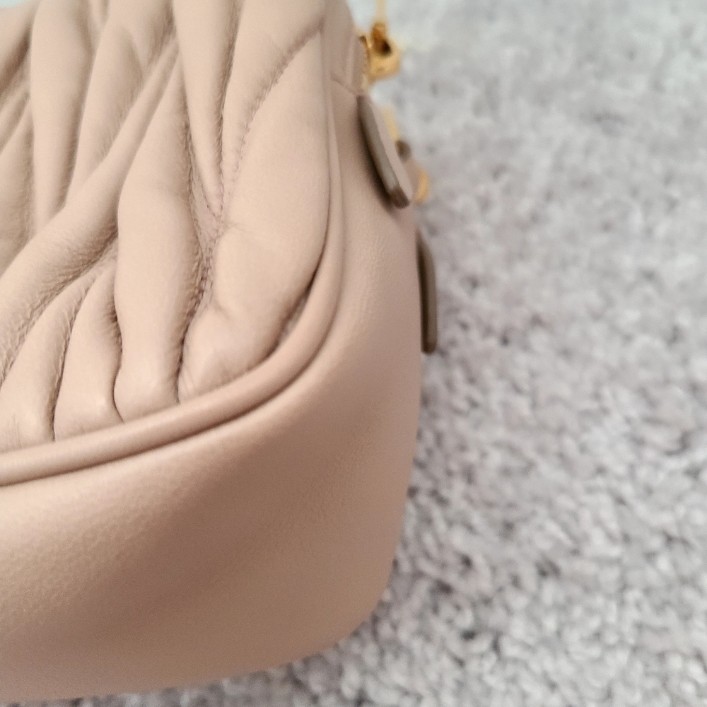 Miu Miu Matelassé crossbody bag - Picture 5 of 10